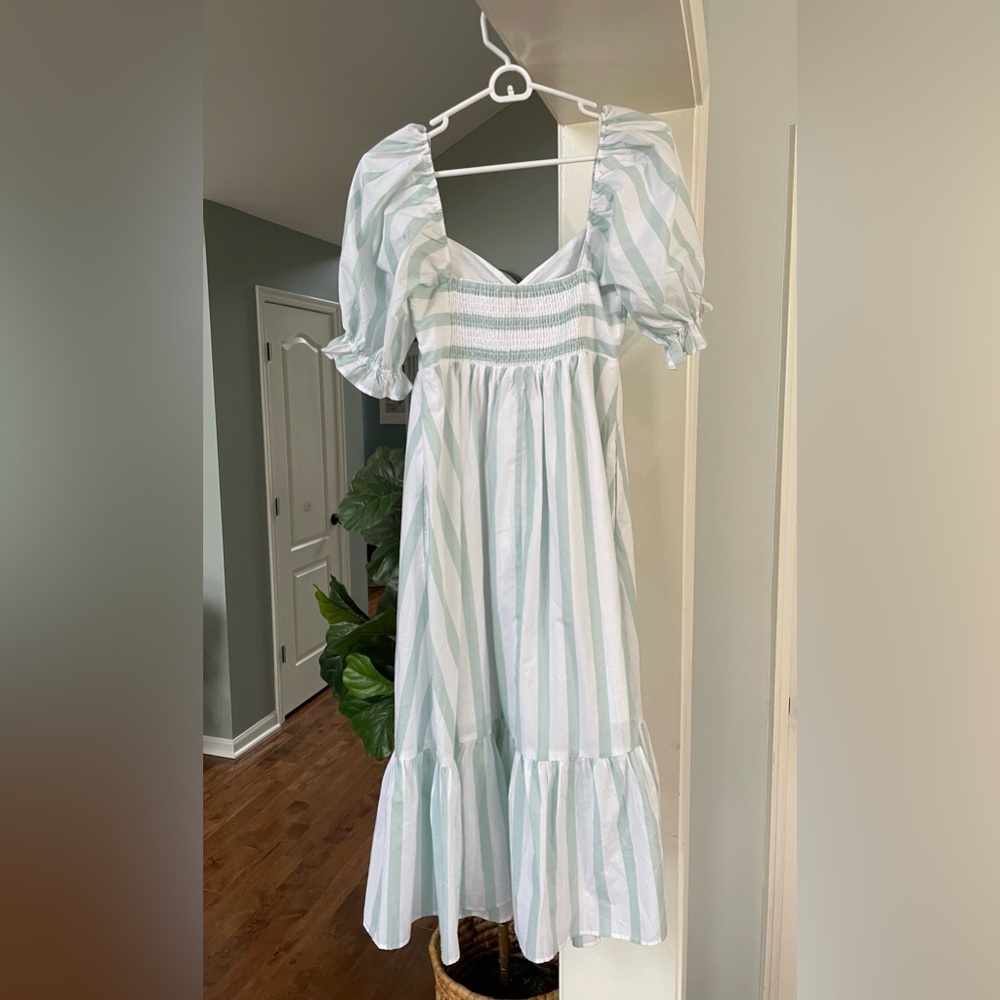 Abercrombie & Fitch Puff Sleeve Midi Dress Green and White Stripes Size Medium